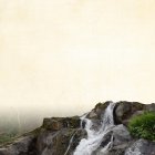  Los visitantes llegan los fines de semana para bañarse y renovar energías en estas Cascadas del Blanco, en Arenillas.   