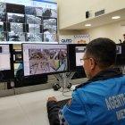  Según el Cabildo quiteño, este sistema vigila los espacios públicos para  la gestión y prevención de incidentes que atenten contra la seguridad e integridad de los ciudadanos que laboran o visitan espacios públicos en la ciudad. 