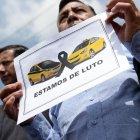  Protestas en Quito. Los taxistas capitalinos están de luto por el asesinato Manuel Alarcón y lo demostraron el martes 8 de mayo en las calles. 