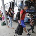  Llegada de turistas a la Terminal Terrestre.  