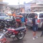  El accidente ocurrió cuando una de las motos se estrelló contra la baranda de seguridad. 