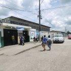  En la Unidad Educativa 26 de Septiembre, en Balzar (Guayas), se llevaron hasta las focos. 