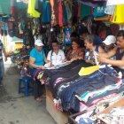  Al menos 250 comerciantes se resisten a salir de la bahía. El municipio les ha dado plazo hasta el 31 de enero para que se retiren. 