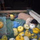  Los pescadores fueron obligados a ponerse boca abajo durante el robo. 