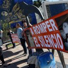  Familiares de las víctimas han realizado plantones para visibilizar los casos.  