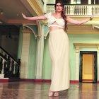  La asambleísta no solo habla de política, sino además de amor, desamor, erotismo, lo cual plasmó en el poemario ‘Mis plenos poderes’. 