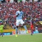  Los goles de Angulo se dieron a los 29 y 88 minutos. El descuento de los locales llegó en el 90 a través de Daniel Angulo.  