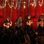  La agrupación quiteña estrenó un mosaico con dos canciones inéditas. Cuentan con la participación de Gustavo Velásquez.  