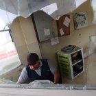  Referencial. Tras la agresión así quedó la garita donde laboran los guardias de seguridad. 