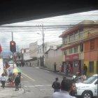  Las policías verificaron el lugar donde se reportó la emergencia.  