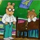  Este meme proviene de la famosa serie de televisión canadiense Arthur. 