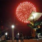  Fiesta de luces por Año Nuevo en Guayaquil. 