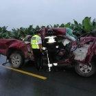 Al parecer el choque fue frontal contra el bus que cubría la ruta Machala-Guayaquil.  
