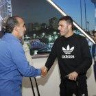  El Presidente de Emelec se encargó de darle la bienvenida a Soso.  