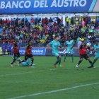  Tras una gran campaña desde la llegada del técnico venezolano Richard Páez, el cuadro cuencano perdió el invicto en la reciente fecha contra Macará, por lo que busca la recuperación a costa del Barcelona.  