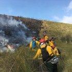  La zona de Santo Domingo de Guzmán, sufrió los estragos del fuego. Minutos después, los bomberos pudieron controlarlo. 