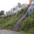  Un deslizamiento se registró en Nayón debido a la fuerte temporada invernal. 