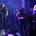  “Gracias. Es que no sé qué decir, hemos empezado hace poco tiempo, ya hemos pasado por algunas naciones del mundo y disculpen gana Ecuador, mis orejas tiemblan, mis orejas son felices, gracias”, manifestó la cantante.  