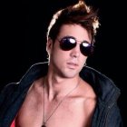  El exparticipante de BLN la competencia sorprendió por su apariencia en un desfile en Salinas. 