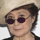  Yoko Ono llega al país a recolectar testimonios para su exposición en Quito. 