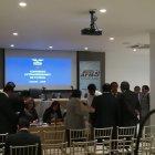  Presidentes de las asociaciones provinciales, entrando al salón donde se desarrollará el Congreso. 