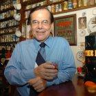  El también periodista, de 84 años, se encontraba internado en este sitio debido a un quebranto en su salud. Habría supuestamente muerto a alrededor de las 20H00. 