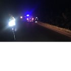  Personal de emergencia levantó el cadáver.  