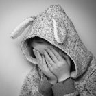  Referencial. La autoagresión en línea se asocia a problemas de salud mental, que afectan a uno de cada cinco adolescentes, según la OMS. 