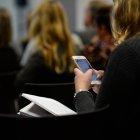  Los investigadores recomiendan a los jóvenes que en ningún caso se superen las dos horas de uso recreativo de soportes digitales. 