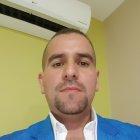  Desde el 2015 es parte de la comisión municipal urbanística en Manta.  