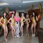  Al estilo de Victoria’s Secret, las modelos también desfilarán con sus alas.  