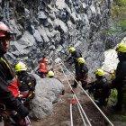  Referencial. Se realizaron labores de rescate para auxiliar a una persona que accidentalmente se precipitó desde una tarabita, a una profundidad de aproximadamente 15 metros.  