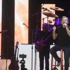  El cantante fue invitado a un show gratuito. 