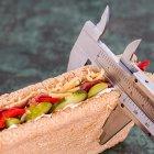  Todo depende de lo que escogemos para poner en nuestro plato y de la cantidad que consumimos. 