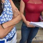  Ambas sienten que corren riesgos porque en la página señalan hasta la ciudad dónde viven.  