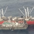 Las embarcaciones de pesca industrial están cerca de Galápagos.