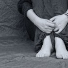 El afectado no recuerda nada de lo que pasó la noche de ayer. Él cree que le drogaron antes de robarle sus pertenencias.