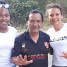 Ángel Encalada, padrino de las formativas del Idolo, se compromete apoyar a las damas.