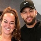 La mamá de Neymar se sometió a una restruccturación orofacial.