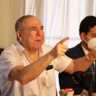 El exmandatario y su abogado comunicaron que presentarán varias demandas, tras el allanamiento efectuado el miércoles de esta semana en la casa del político.