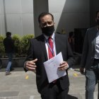 Christian Bahamonde, secretario de la Defensoría, se acercó a la función judicial para hacer los trámites del recurso.