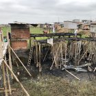 Las llamas consumieron dos viviendas de caña y todo los bienes que tenían.