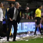 El estratega argentino Gustavo Alfaro fue oficializado como nuevo DT de Ecuador.