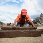 César Cuatín anhela cumplir su nueva misión de entregar un pedido de un millón de ladrillos.