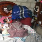 Con la llegada de los tres niños las tareas se le multiplicaron a Rosa.