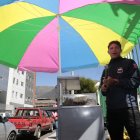 El volante venezolano Juan Alvarenga jugó en el Deportivo Quito el año anterior. Tiene un emprendiemiento de venta de empanadas.