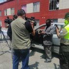 Uno de los vecinos de Turubamba instaló el candado en su auto.