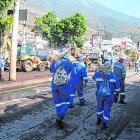 Los trabajos de remoción de escombros se enfocaron en la Manuel Córdova Galarza.