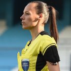 La simpática Mariana de Almeida pitó como línea en Copa Libertadores