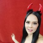 La exmodelo dijo haber rechazado las propuestas de dos partidos políticos para que los represente en la Asamblea.